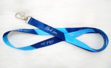 Dây đeo thẻ Satin Gift of love