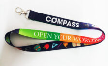 Dây đeo thẻ Satin Compass