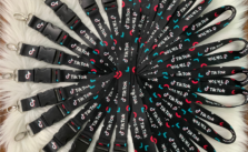 Dây đeo thẻ Satin TIKTOK