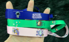 Nhận in dây – bán lẻ dây đeo thẻ